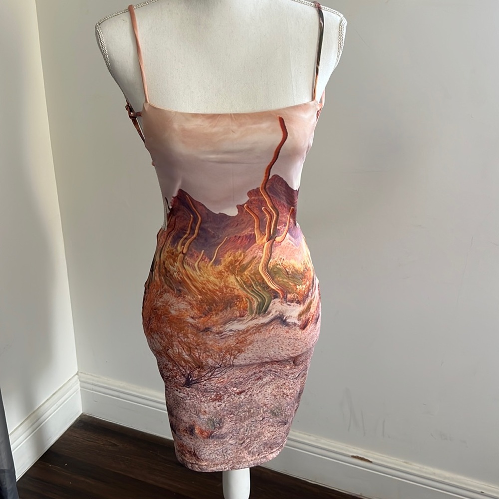 Trendy mini dress!